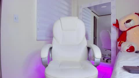 Isa  online show from 18, 2, 2025