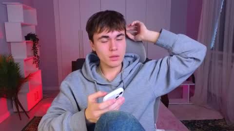 Maks online show from 9, 2, 2025