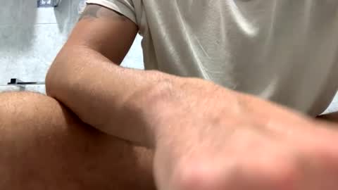 Snapshot of italianbigcock91 chatting on 10, 10, 2025 italianbigcock91 online show from 10, 10, 2025