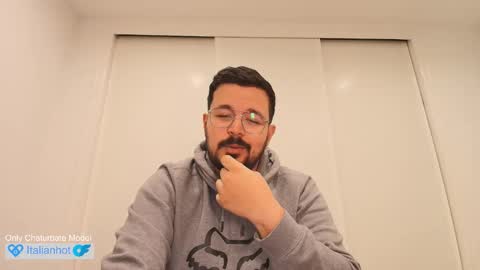 Snapshot of italianhorny2018 chatting on 12, 1, 2026 Gio online show from 12, 1, 2026