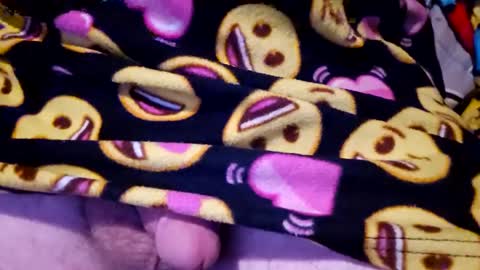 itissnowing online show from 1, 1, 2025