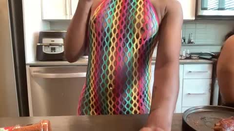 Snapshot of its5iveam chatting on 15, 1, 2025 5ive AM online show from 15, 1, 2025