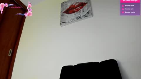 Snapshot of its__angelica_ chatting on 11, 3, 2025 Angelica online show from 11, 3, 2025