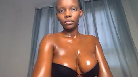 Snapshot of its_metney chatting on 14, 6, 2026 Metney online show from 14, 6, 2026