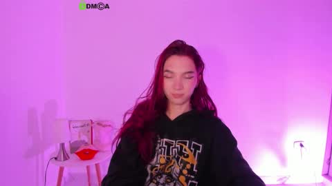 Snapshot of itscamill chatting on 20, 12, 2025 camill online show from 20, 12, 2025