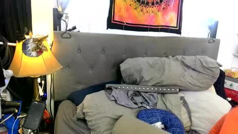 Boo Faux online show from 15, 1, 2025