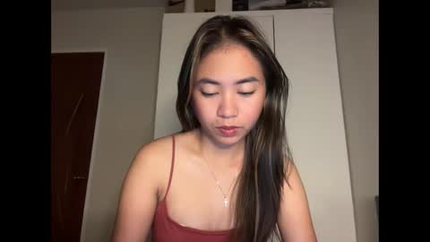 Candy online show from 17, 12, 2025