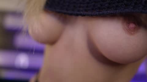 Snapshot of itsivylicious_ chatting on 27, 2, 2026 Your Ivy online show from 27, 2, 2026