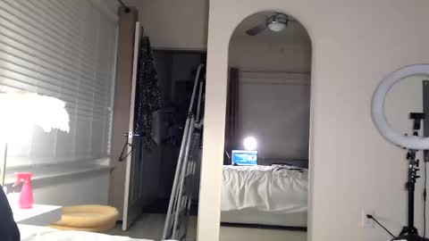 Alexis Rae online show from 18, 11, 2025