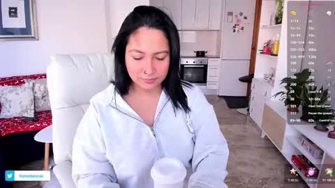 Itsmedannax   online show from 13, 1, 2026