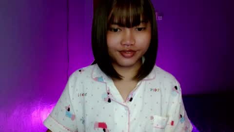 itsyourbabe_aiah online show from 9, 8, 2026