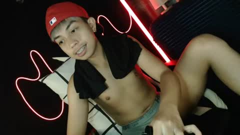 Snapshot of itsyourcummerboy_xx chatting on 29, 6, 2026 Kyle online show from 29, 6, 2026