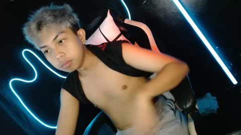 Snapshot of itsyourcummerboy_xx chatting on 8, 7, 2026 Kyle online show from 8, 7, 2026