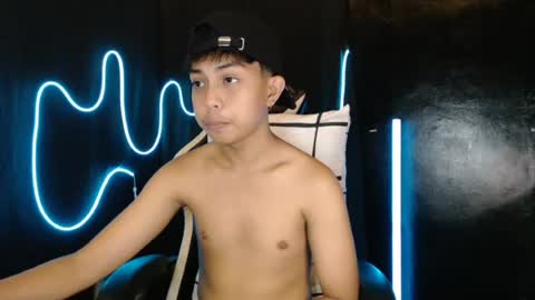 Snapshot of itsyourcummerboy_xx chatting on 14, 7, 2026 Kyle online show from 14, 7, 2026