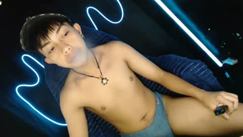 Snapshot of itsyourcummerboy_xx chatting on 20, 7, 2026 Kyle online show from 20, 7, 2026