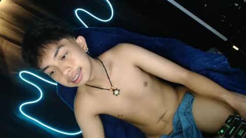 Snapshot of itsyourcummerboy_xx chatting on 30, 7, 2026 Kyle online show from 30, 7, 2026