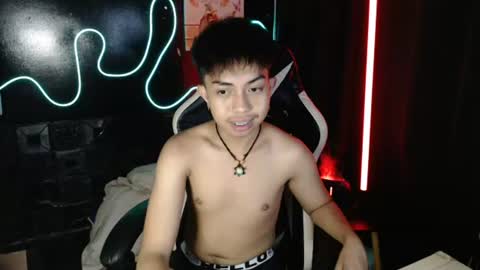 Snapshot of itsyourcummerboy_xx chatting on 2, 8, 2026 Kyle online show from 2, 8, 2026