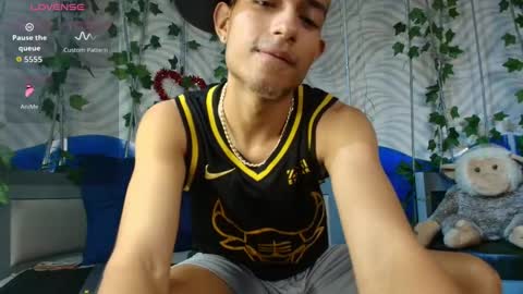 Snapshot of itszairen chatting on 25, 2, 2026 itszairen online show from 25, 2, 2026