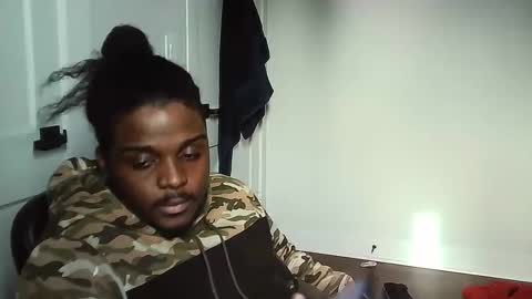 Snapshot of itzjaybbc chatting on 2, 2, 2025 itzjaybbc online show from 2, 2, 2025