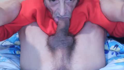 Snapshot of iuuuf2 chatting on 14, 2, 2025 Iuuuf2 or Samel online show from 14, 2, 2025