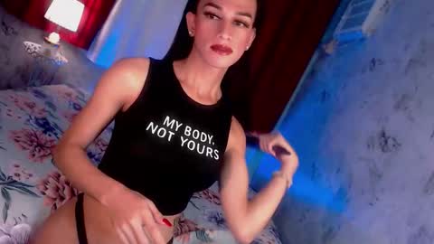 I V A N A    The woman who lives in the province.  online show from 14, 1, 2026