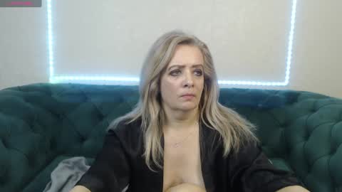 Snapshot of ivanacharm chatting on 21, 1, 2025 ivanacharm online show from 21, 1, 2025
