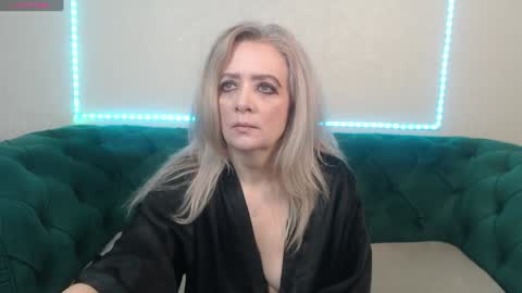 Snapshot of ivanacharm chatting on 9, 2, 2025 ivanacharm online show from 9, 2, 2025