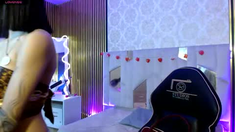 Snapshot of ivanna_tay1 chatting on 27, 5, 2026 ivanna_tay1 online show from 27, 5, 2026