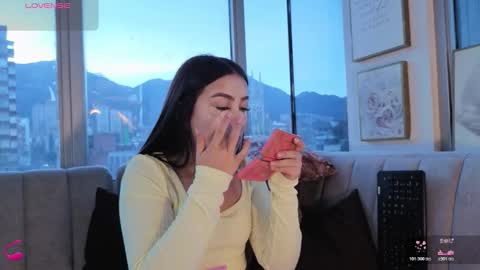 Snapshot of ivanna_west chatting on 19, 1, 2026 Ivanna West online show from 19, 1, 2026