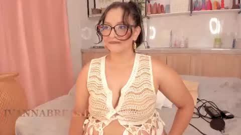 Ivannabreast online show from 25, 6, 2026