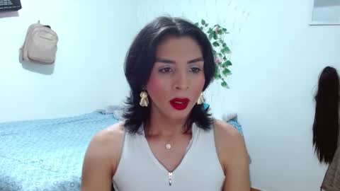 Snapshot of ivonne_claire chatting on 17, 3, 2026 ivonne online show from 17, 3, 2026