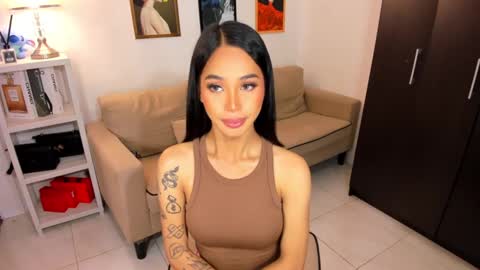 Snapshot of ivorycollins chatting on 4, 2, 2025 kirstenelsie online show from 4, 2, 2025