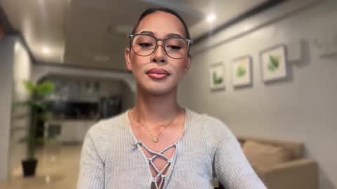 Snapshot of ivorycollins chatting on 28, 10, 2025 kirstenelsie online show from 28, 10, 2025