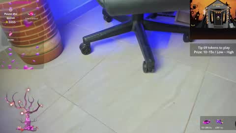 IVVY online show from 19, 10, 2025