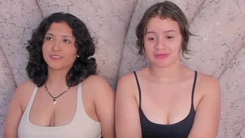 Snapshot of ivy_and_molly chatting on 11, 9, 2025 Ivy and Molly online show from 11, 9, 2025