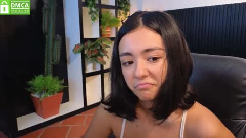 Snapshot of ivy_gail chatting on 29, 10, 2025  IVY online show from 29, 10, 2025