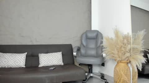 Daniela  online show from 28, 1, 2025