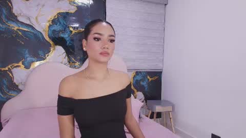 Tell me Ivy is a pleasure online show from 19, 7, 2026