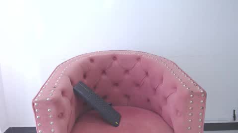 tender girl  online show from 17, 3, 2026