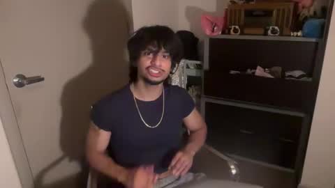 Snapshot of iwannabeagarden chatting on 13, 11, 2025 N online show from 13, 11, 2025