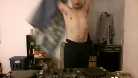 Casandro online show from 28, 10, 2025