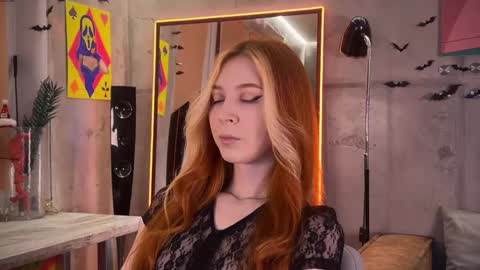 Snapshot of izi_fox chatting on 9, 2, 2025 izi online show from 9, 2, 2025