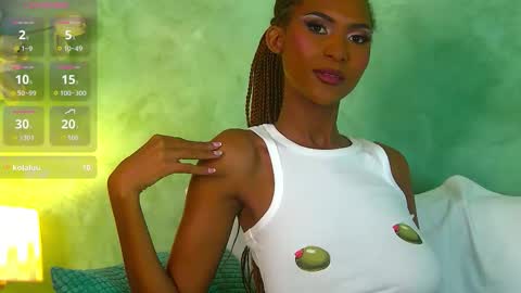 Snapshot of izzie_sugar chatting on 29, 10, 2025 Sugar Babe online show from 29, 10, 2025