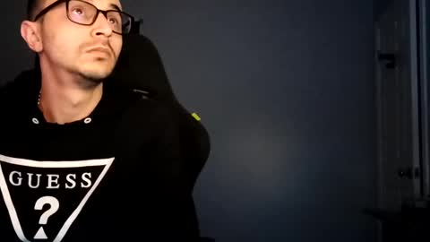 Yoursexxyguy online show from 5, 3, 2025