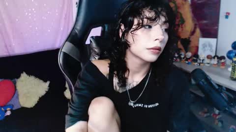 jade 18  online show from 3, 3, 2026