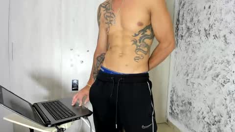 Snapshot of jack_carter22 chatting on 21, 10, 2025 jack online show from 21, 10, 2025