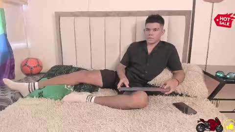 Snapshot of jack_castell chatting on 19, 10, 2025 JACK CASTELL online show from 19, 10, 2025