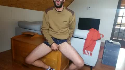 Snapshot of jackboys16 chatting on 14, 10, 2025 Dess online show from 14, 10, 2025