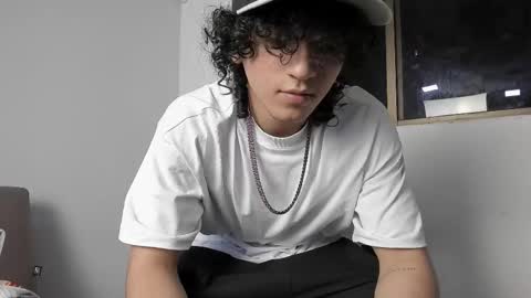 Snapshot of jackestaylor chatting on 28, 11, 2025 Jackes Taylor online show from 28, 11, 2025