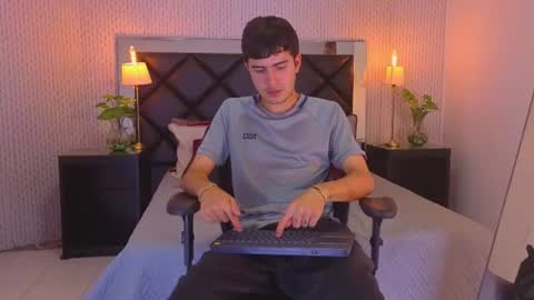 Snapshot of jacob_rosas chatting on 28, 7, 2026 Jacob online show from 28, 7, 2026